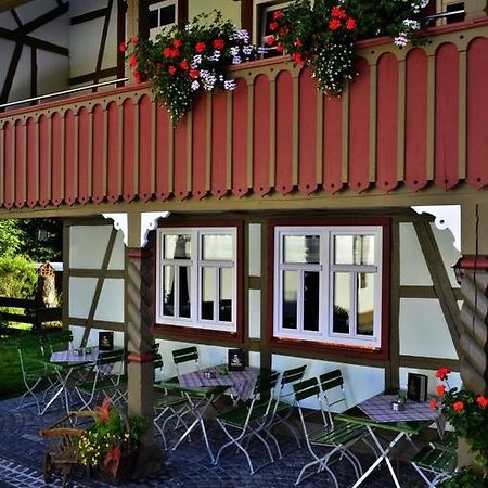 Cafe Im Hof- Bed & Breakfast Streufdorf Exterior photo